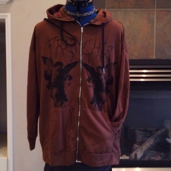 🆕 ANGEL & SPOOOKY GRAPHIC Tree Limb WRITING Oversize Hoodie!! - Picture 5 of 5